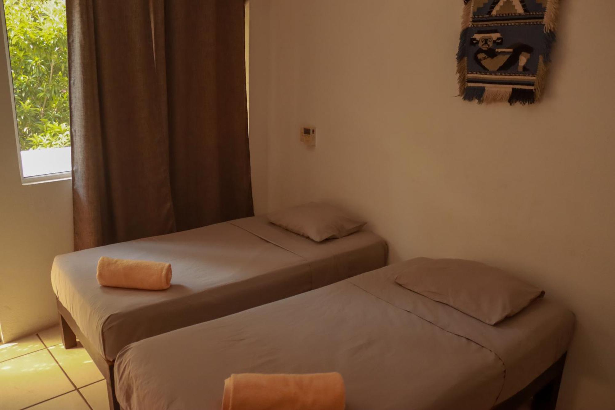מלון פוארטו אסקונדידו Casa Tacuba מראה חיצוני תמונה